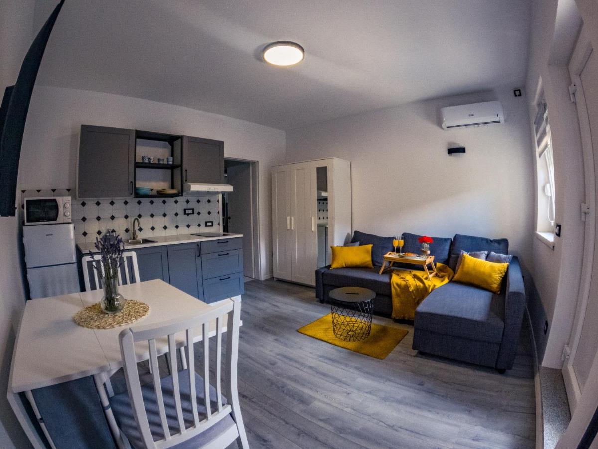 Deluxe Apartment And Studio "Nona Fa" Rijeka Exterior photo